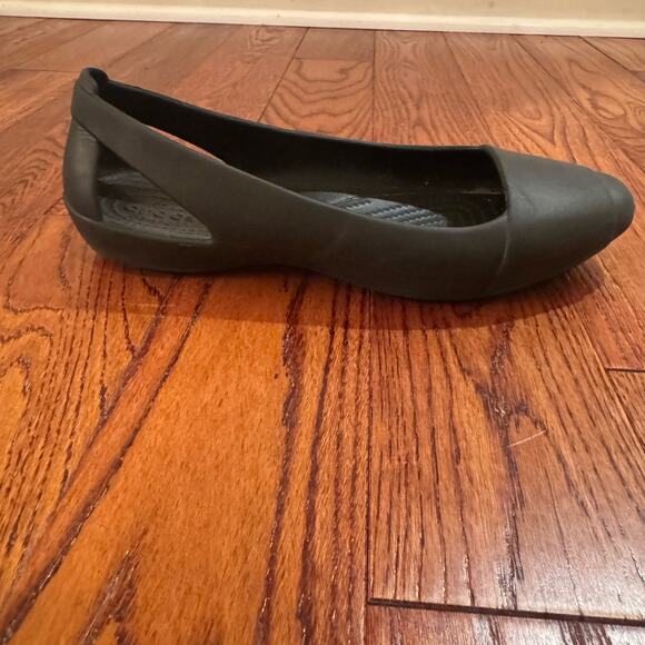 Crocs Iconic Comfort Kelli Black Ballerina Womens 8 Slip On Flat Bendable Shoes - Picture 4 of 16